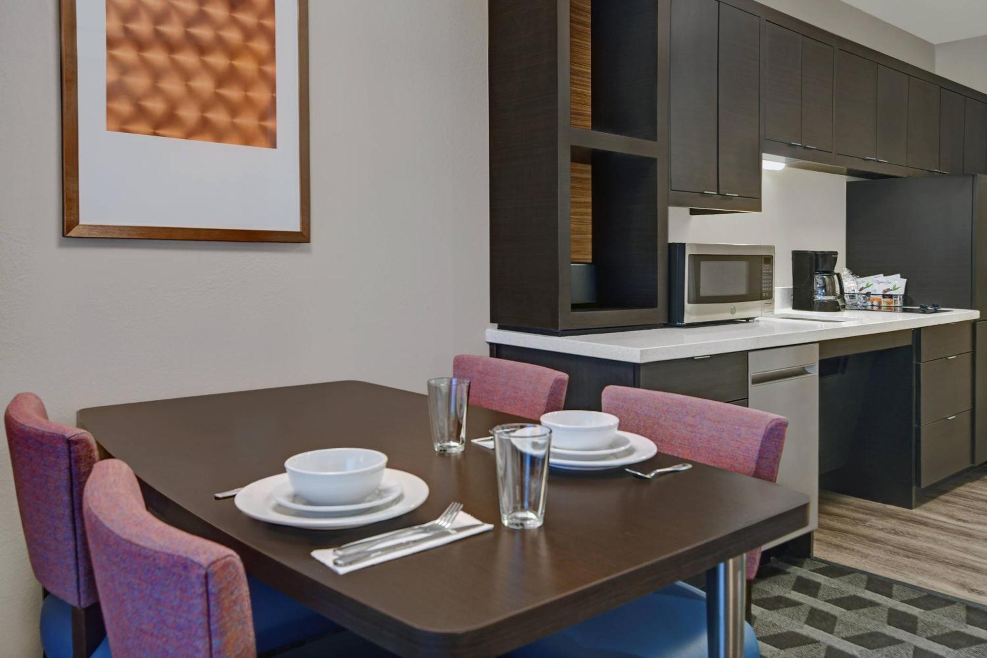 TownePlace Suites By Marriott Lima Exteriör bild