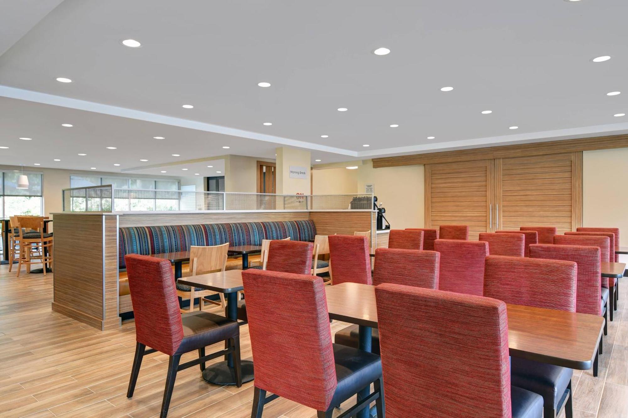 TownePlace Suites By Marriott Lima Exteriör bild