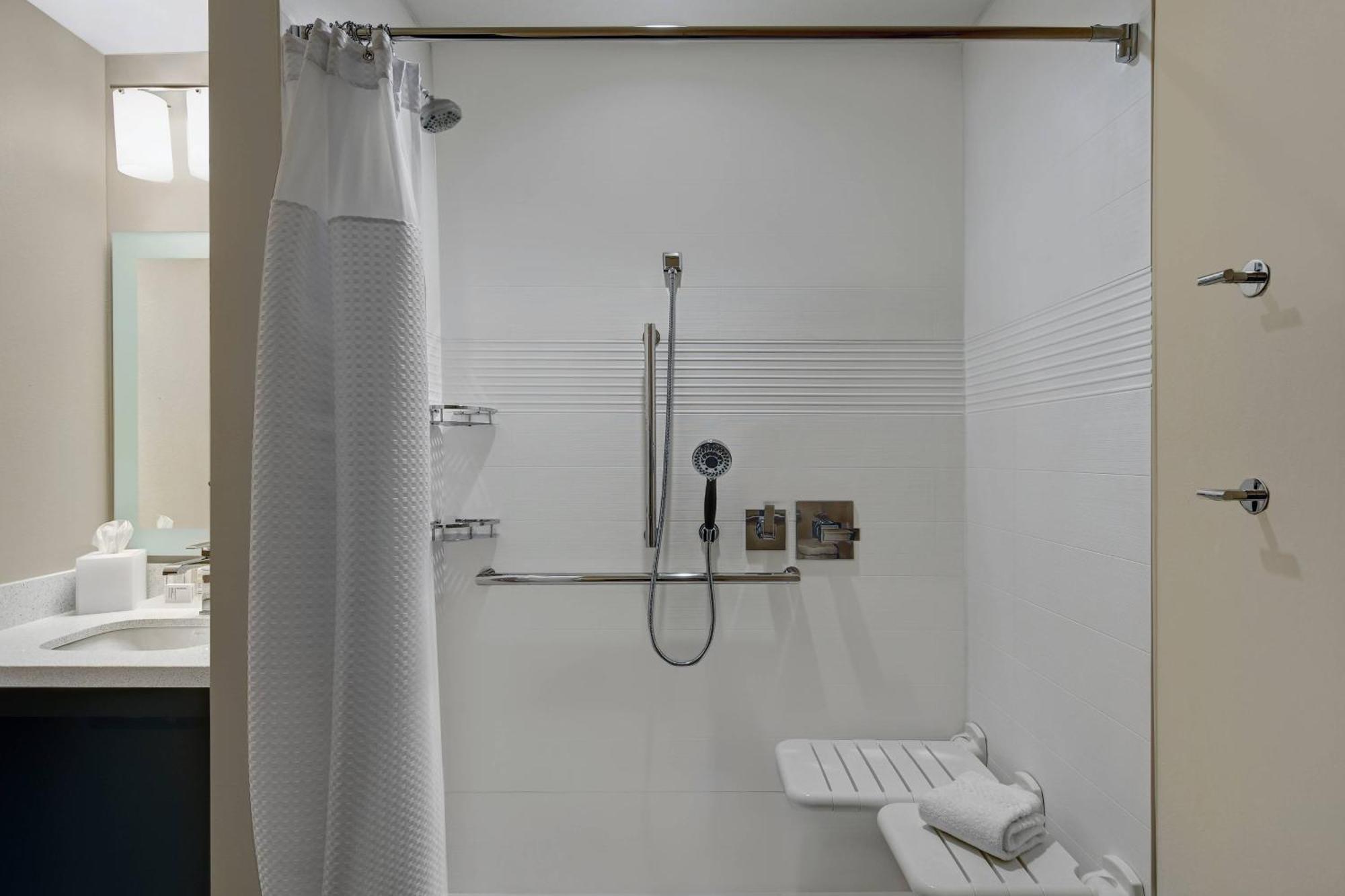 TownePlace Suites By Marriott Lima Exteriör bild